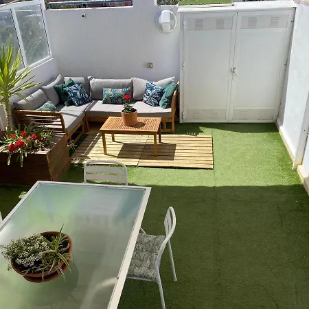 Charming Penthouse Near Beach 坎佩略
