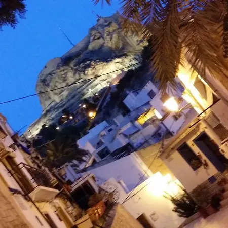 Charming Penthouse Near Beach Appartamento El Campello